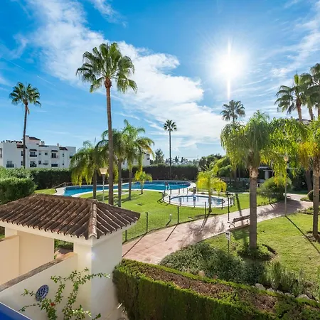 Puerto Banus Lorcrimar Marbella